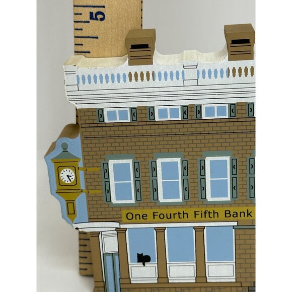 VTG Cat's Meow Village 2002 #02-111 One Fourth Fifth Bank Wood Shelf Sitter - Picture 7 of 7